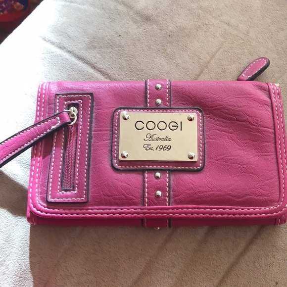 COOGI Handbags - NWOT Coogi wallet